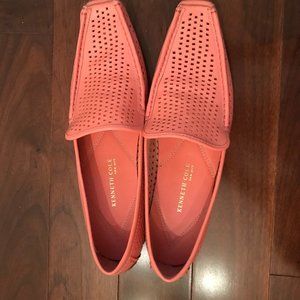 NEW! Kenneth Cole Salmon Coloured Loafers Tapered Toe 8M Perforated Leather